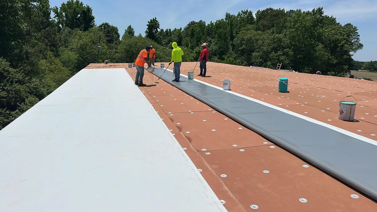 TPO roof membrane installation